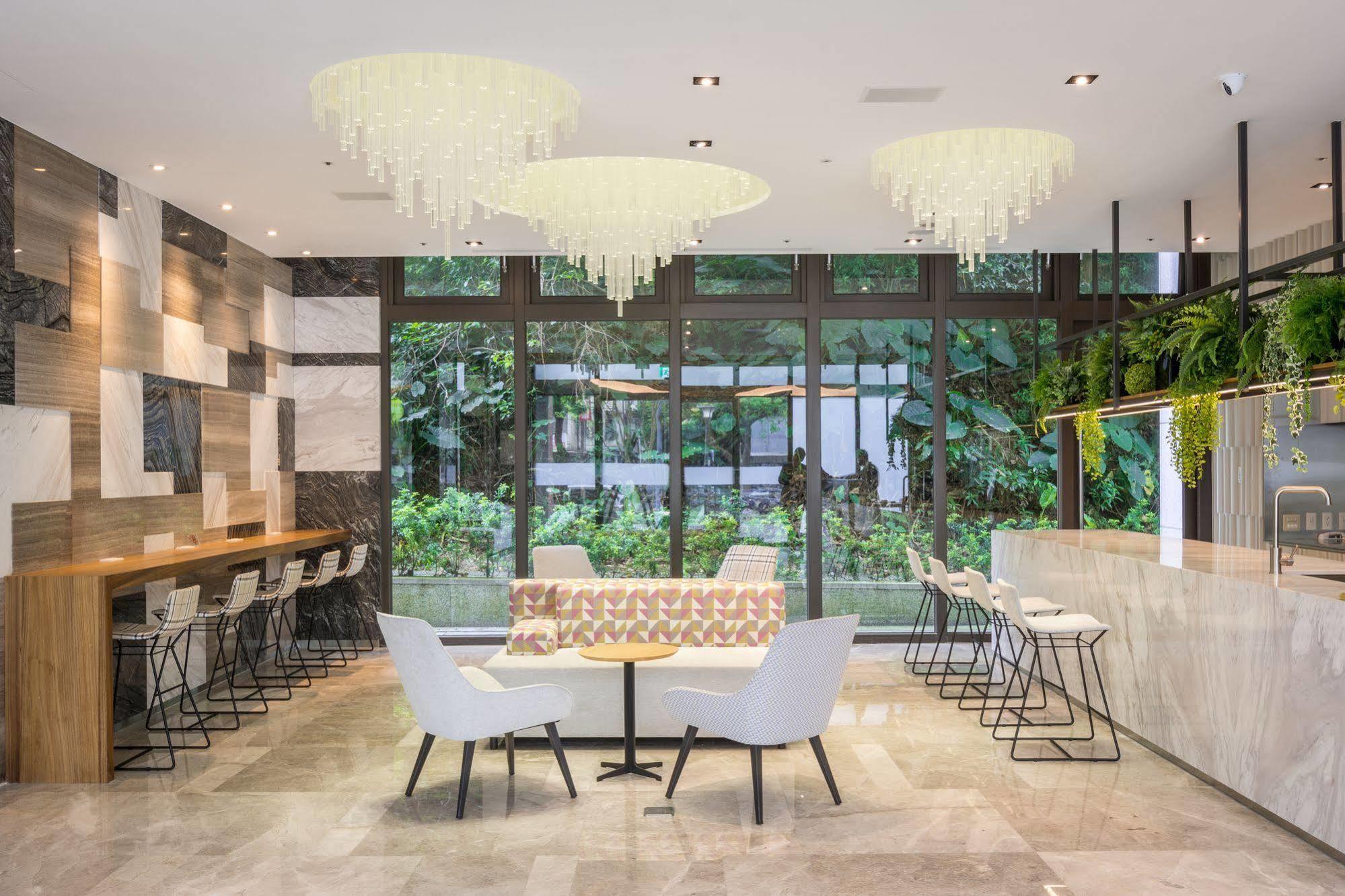 Green World Nangang Тайбэй Экстерьер фото
